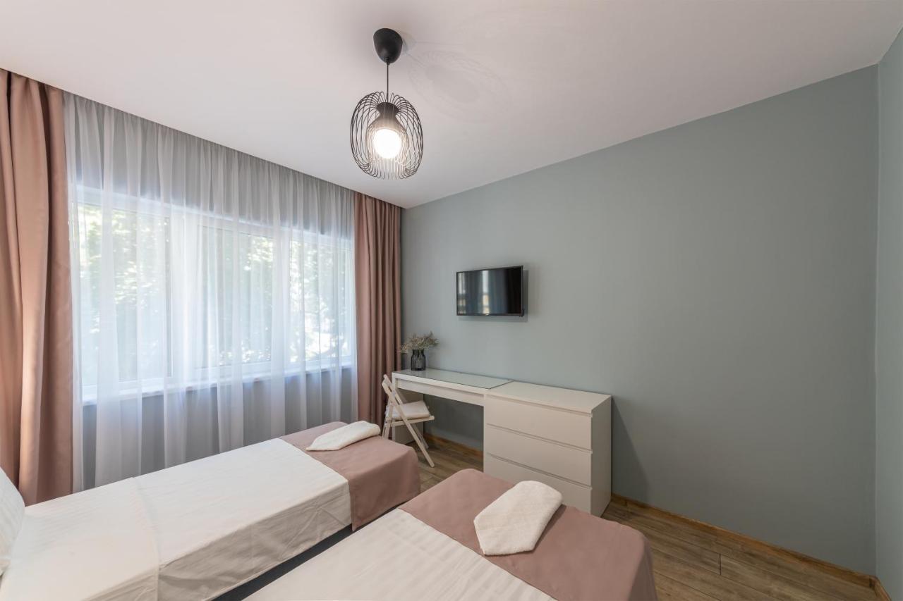 Great Location Apartment ヴァルナ エクステリア 写真