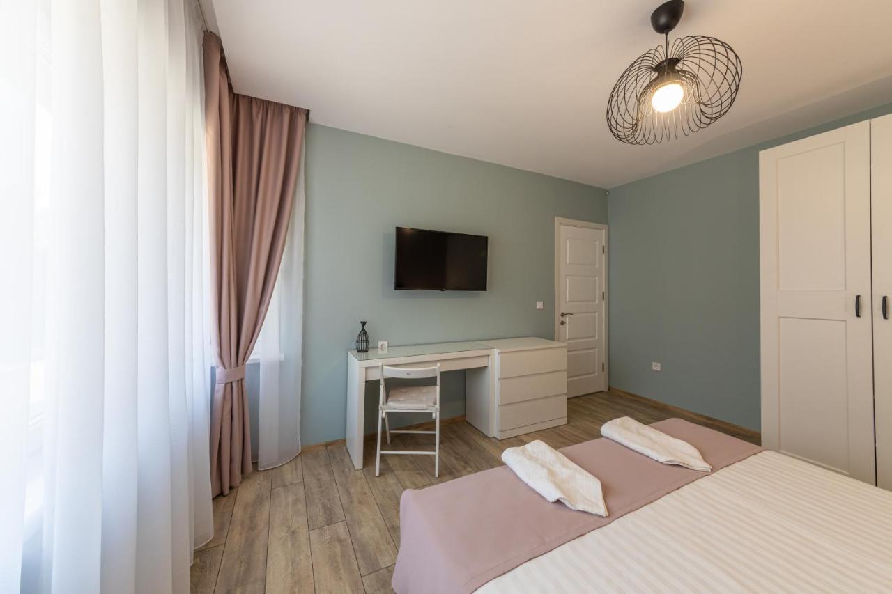 Great Location Apartment ヴァルナ エクステリア 写真